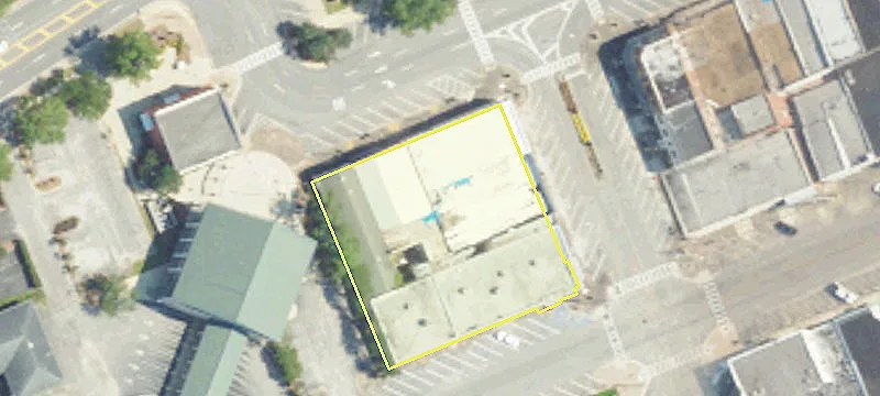 412 Courthouse Sq