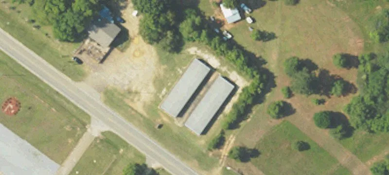 715 Mckinnon St