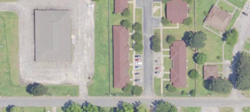 300 Chickasaw Dr