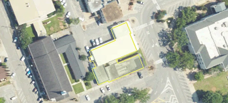326 Courthouse Sq