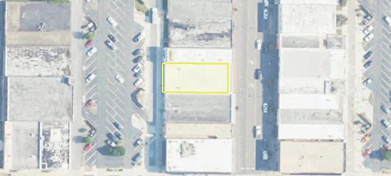 211 Broadway Ave