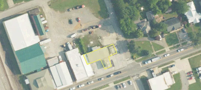 121 Main E St