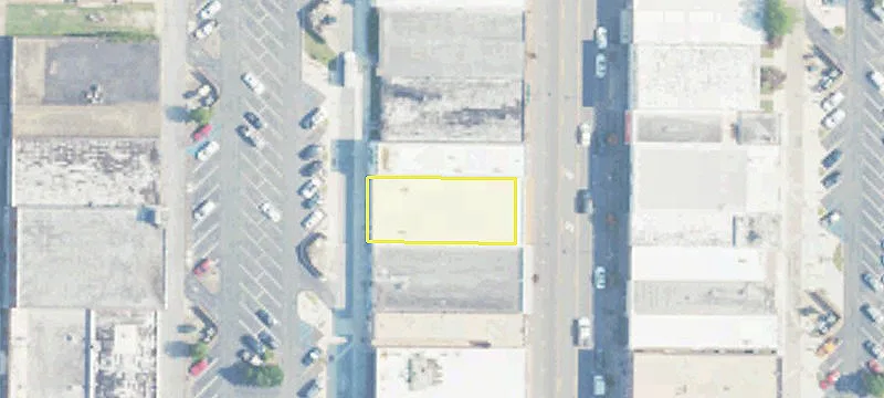 211 Broadway Ave