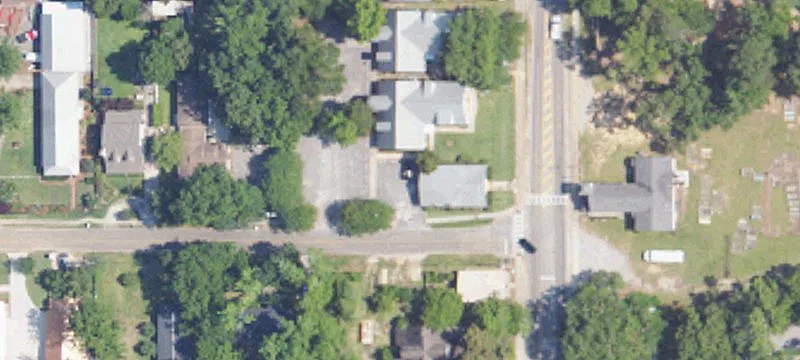 1901 Main St