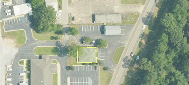 2005 College Ave