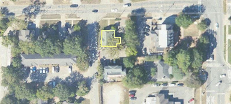 121 Bragg Ave
