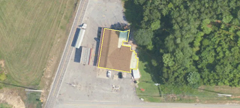 8124 Lee Rd 379