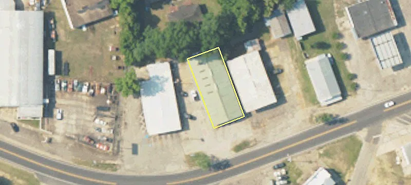 713 Town Ave