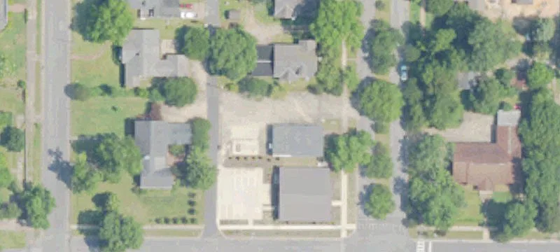305 Main Ave
