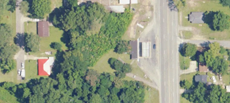2121 Main St