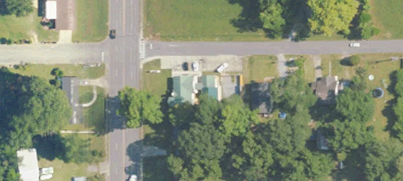 808 Lay Dm Rd