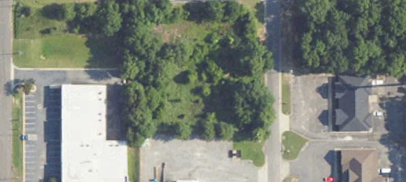 3 Oaktree Dr