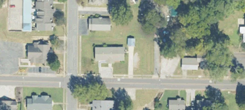 201 College Ave