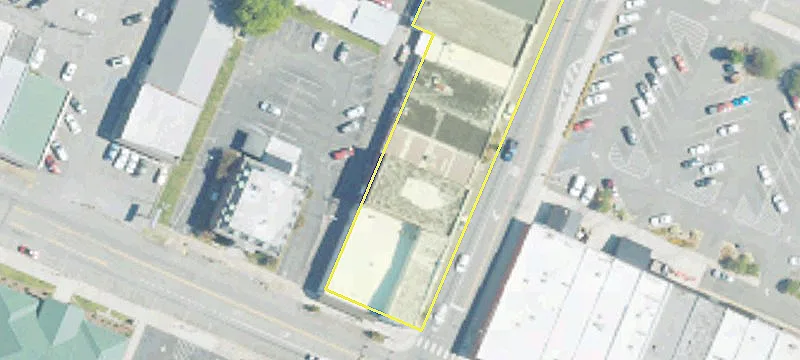 103 Broad St