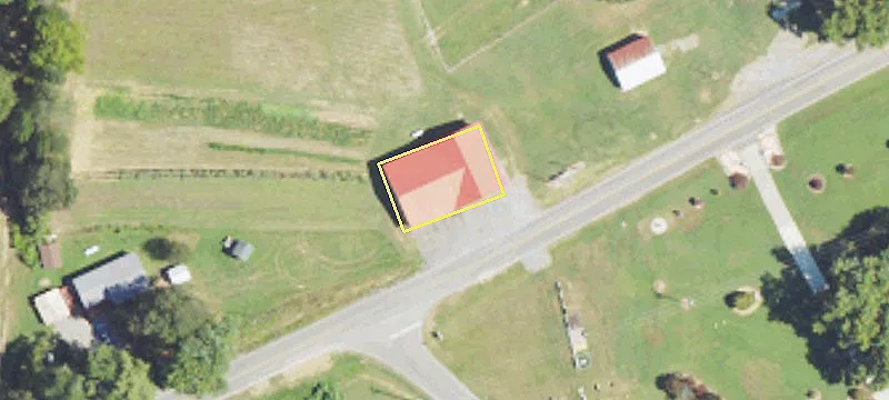 County Rd 8th 8