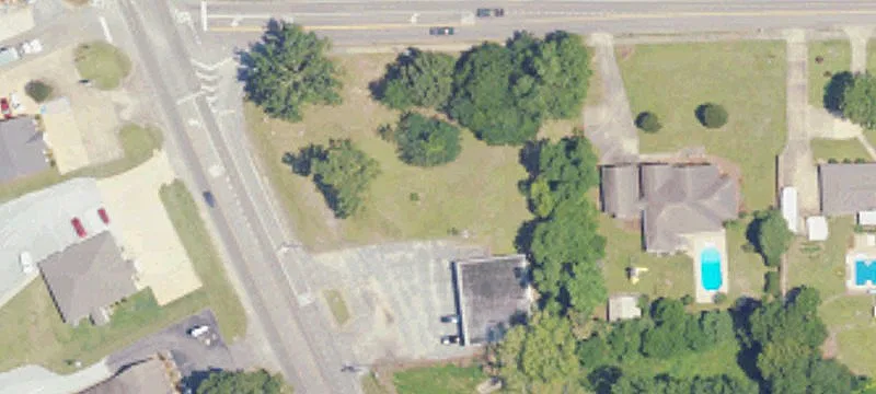 4810 Main St