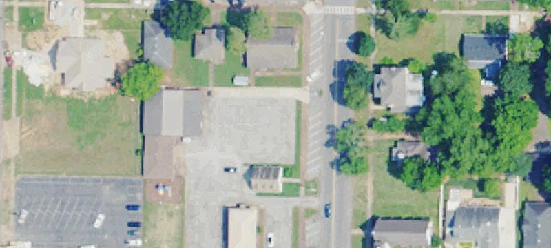 303 Dickson St