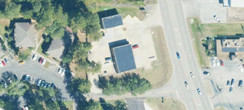 208 Grand Ave