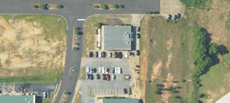 8 Pointe Pkwy