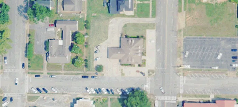 301 Main St