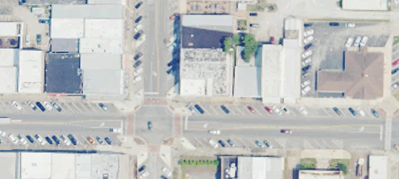 121 Main St