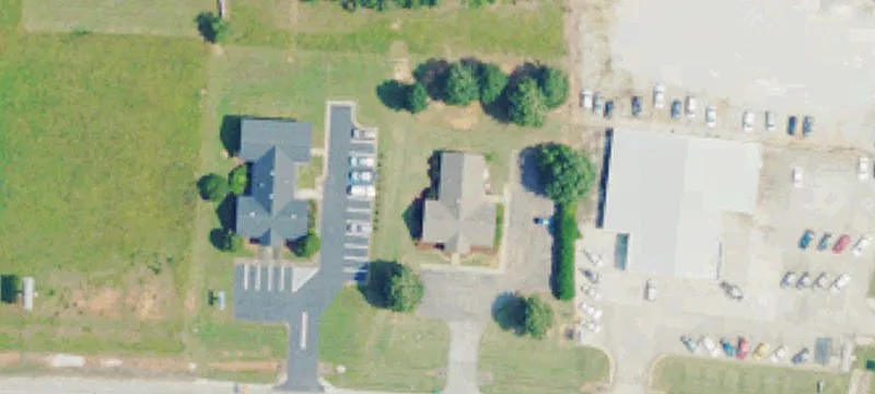 1015 Hwy 72nd E