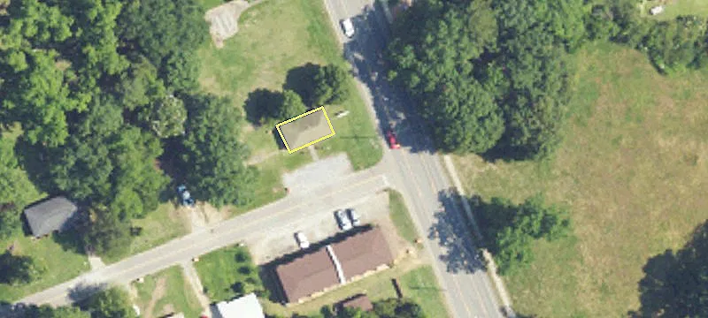1605 Hand Ave