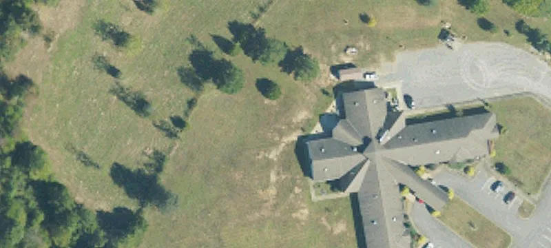 1050 Airport W Rd