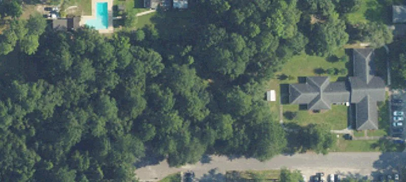 Pineview St