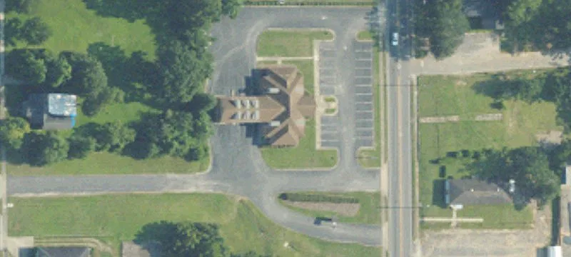 413 Douglas Ave