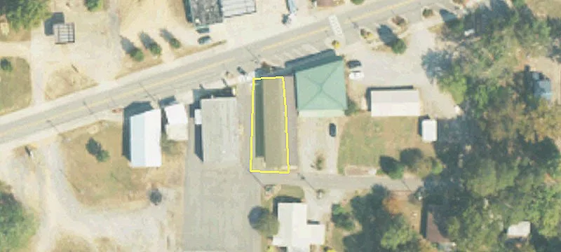 1092 Main St