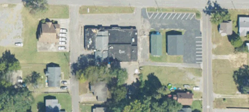 702 Laurel St