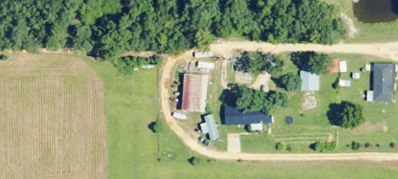 932 Hwy 136th W