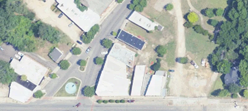 Lanier Ave