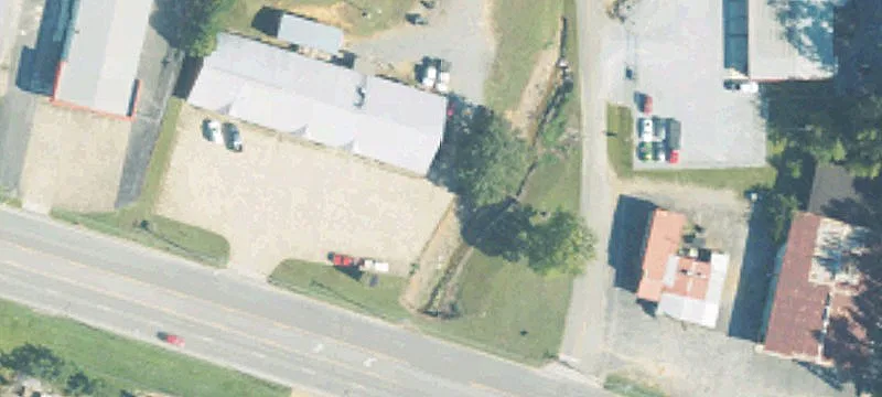 1004 Main St