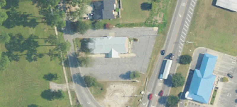 2579 Douglas Ave