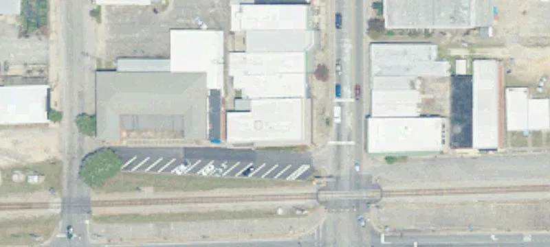 101 Main St