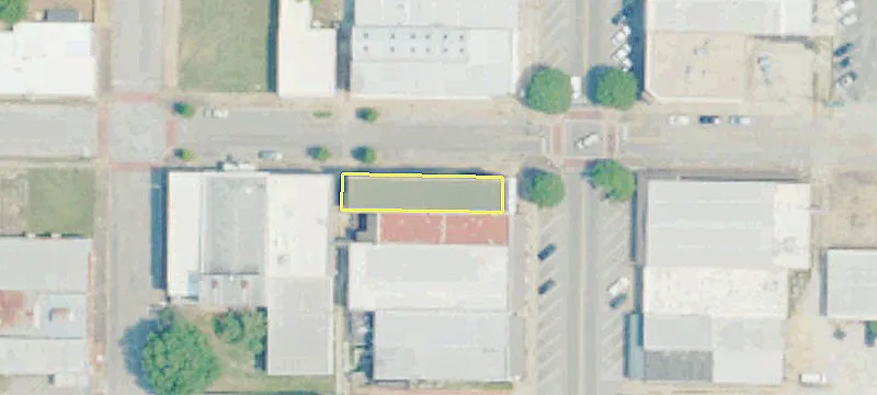 Montgomery Ave