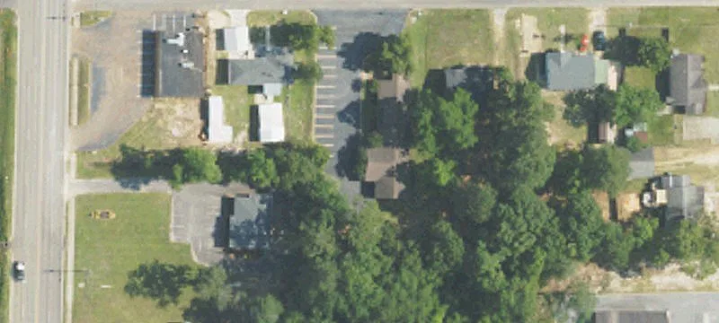 104 Gunter Ave
