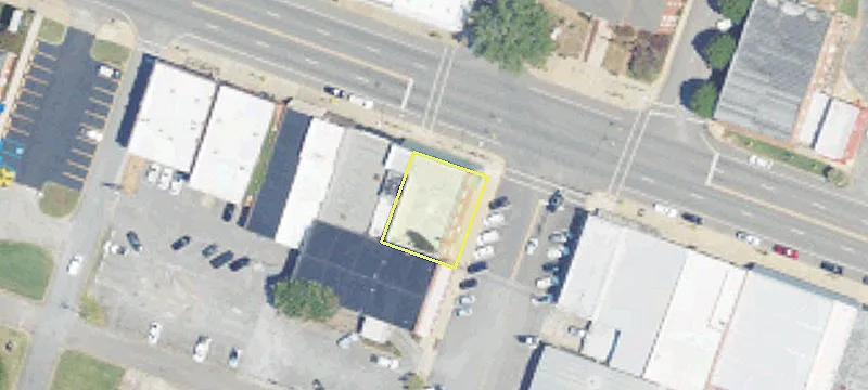 101 Main St