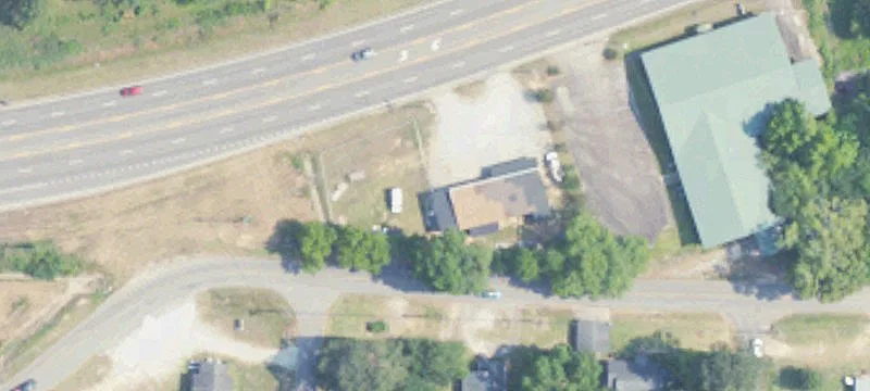 2315 Veterans Mem Pkwy