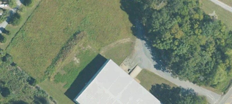 1450 Airport W Rd