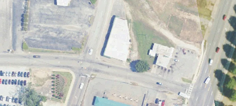 Lanier Ave