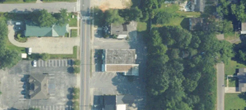 720 Douglas Ave