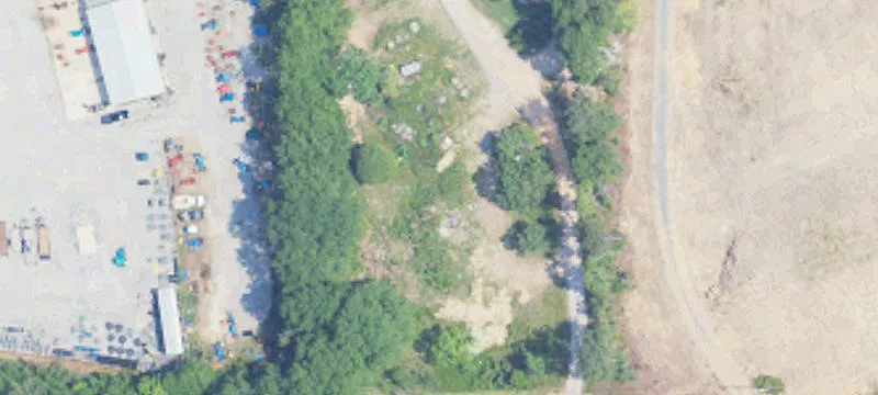 303 Robertson Ln
