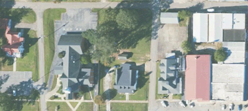 104 Broad St