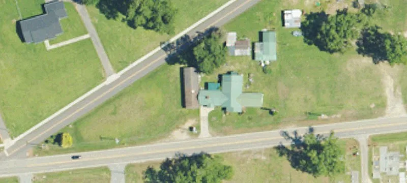 215 Hwy 136th E