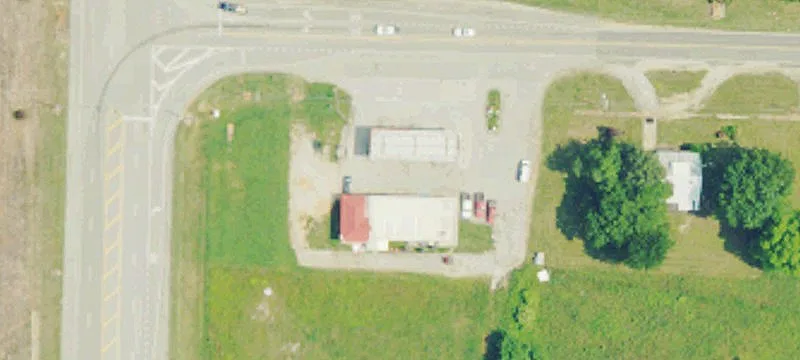 100 Riv Rd