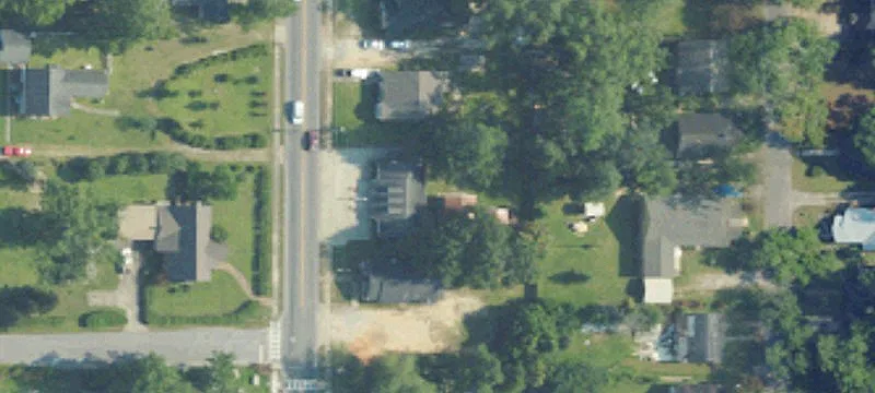 802 Douglas Ave