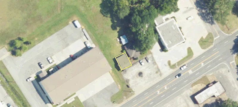 606 Dolive St